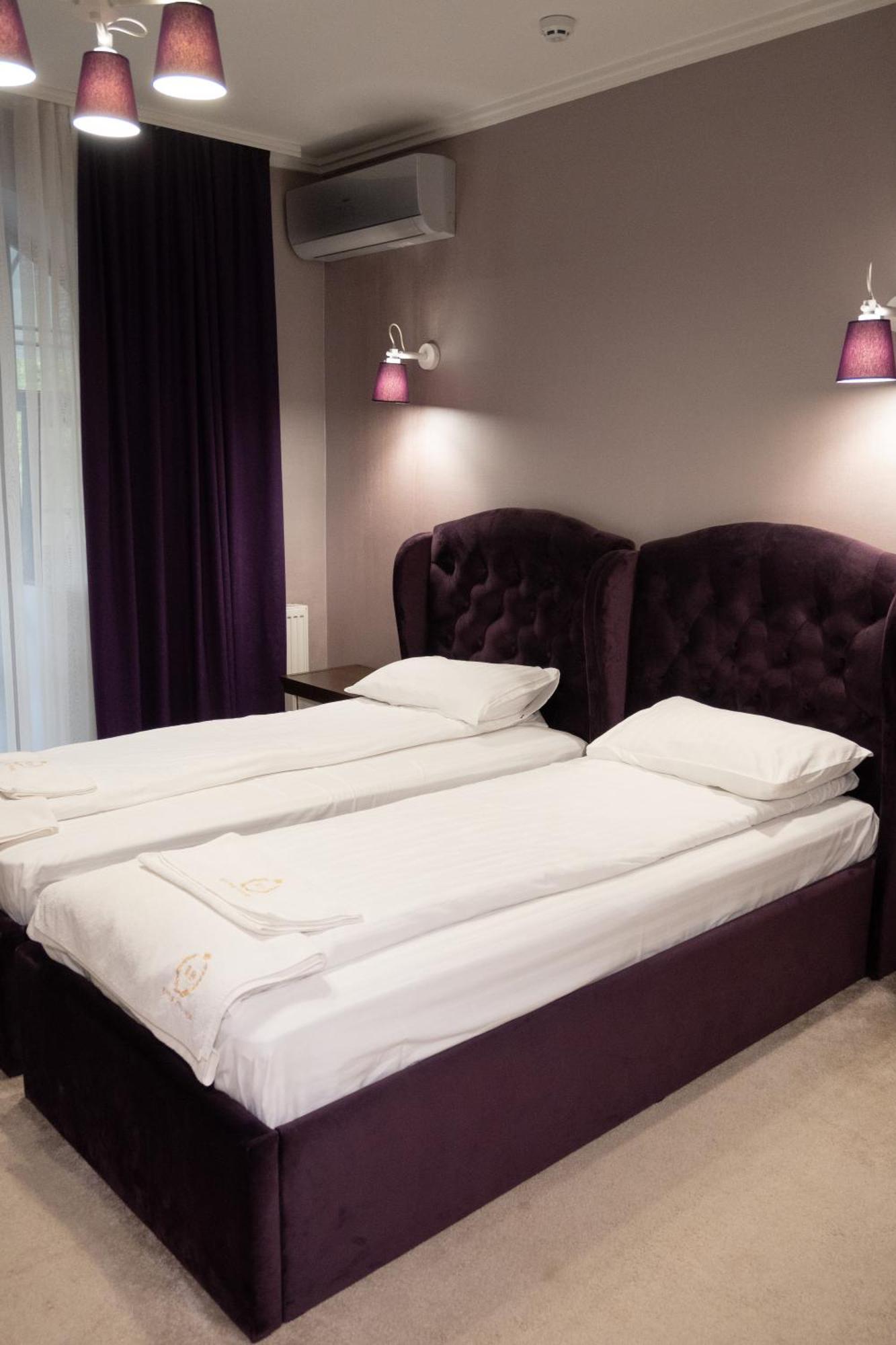River Stone Hotel Sheshory Eksteriør billede